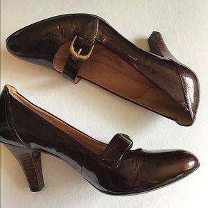 Sofft career pumps, glossy bronze leather upper